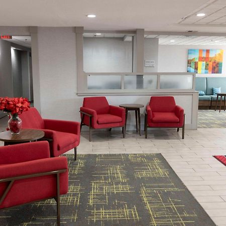 Hampton Inn Kent/Akron Area Экстерьер фото