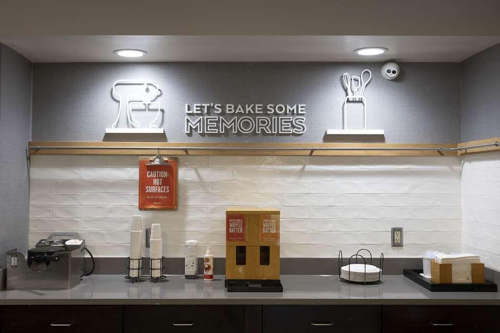 Hampton Inn Kent/Akron Area Ресторан фото