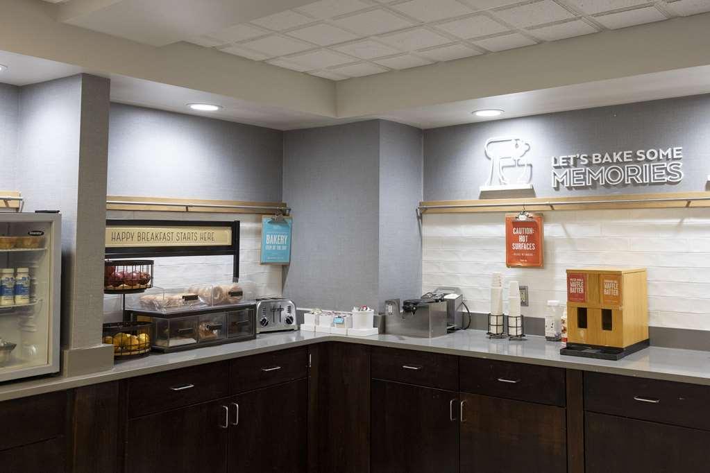 Hampton Inn Kent/Akron Area Ресторан фото