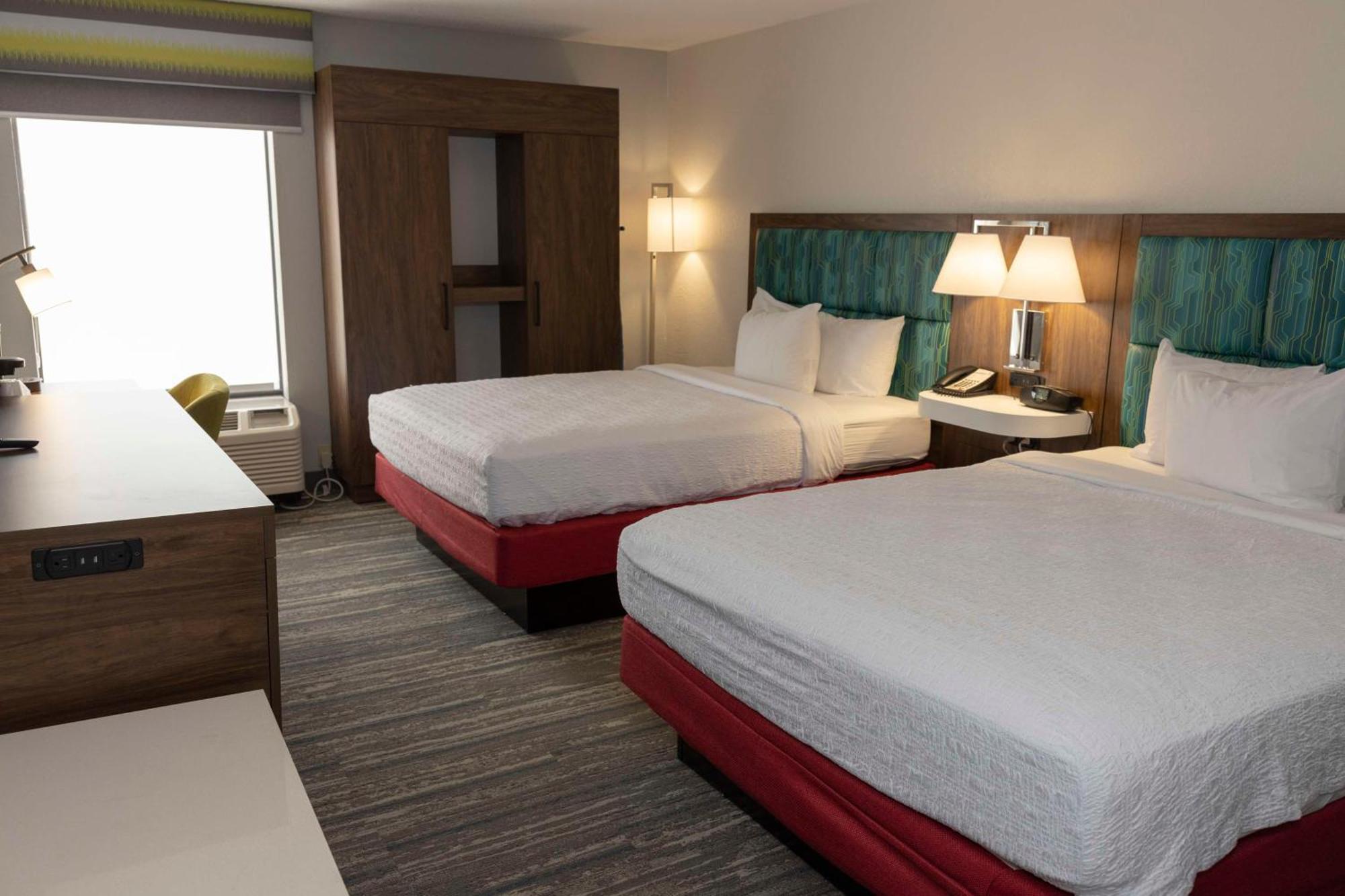 Hampton Inn Kent/Akron Area Экстерьер фото