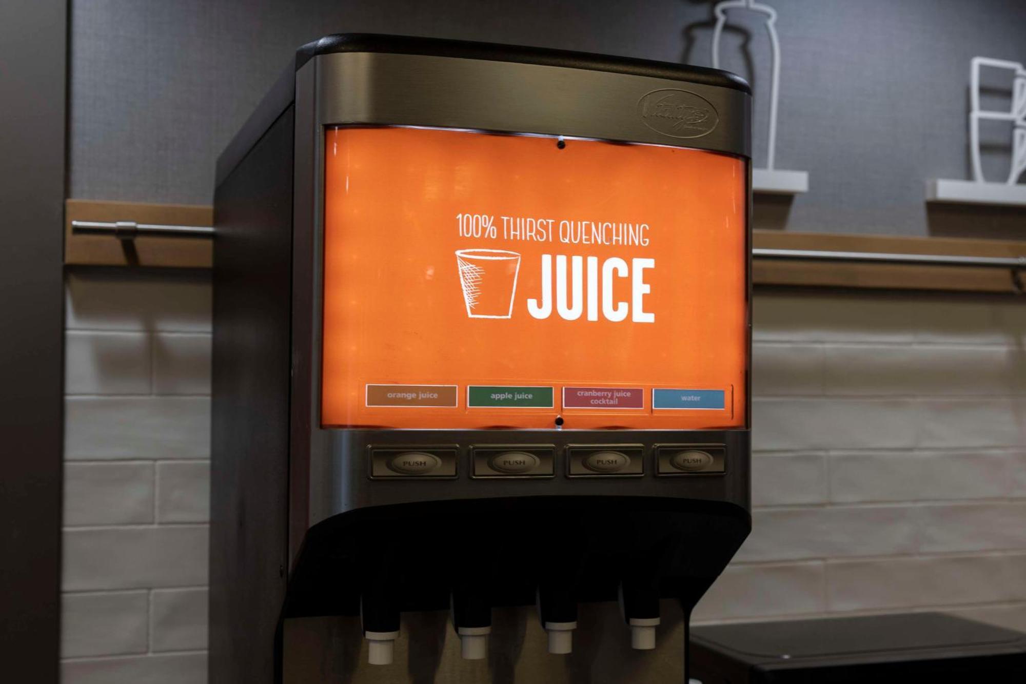 Hampton Inn Kent/Akron Area Экстерьер фото