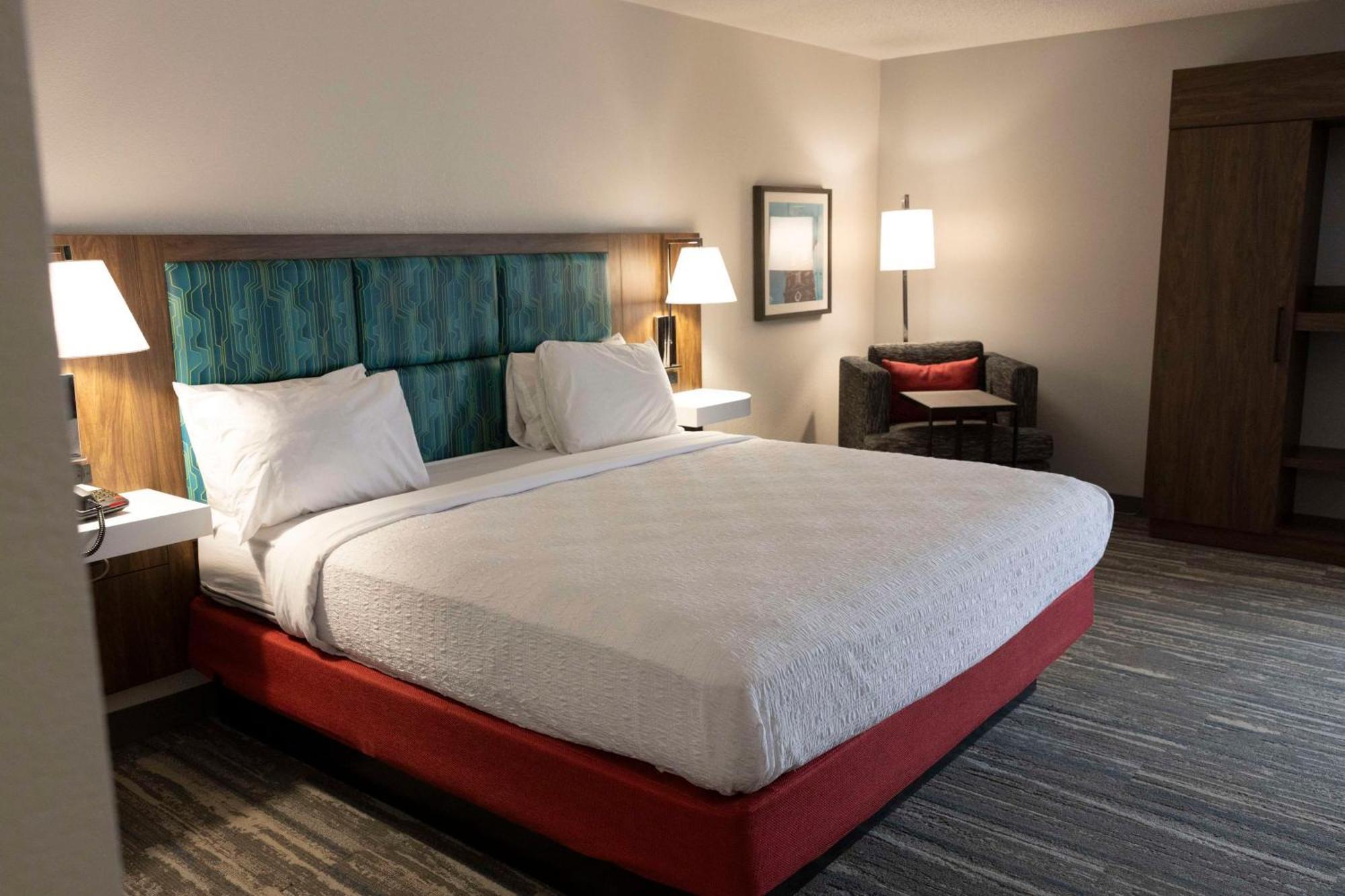 Hampton Inn Kent/Akron Area Экстерьер фото