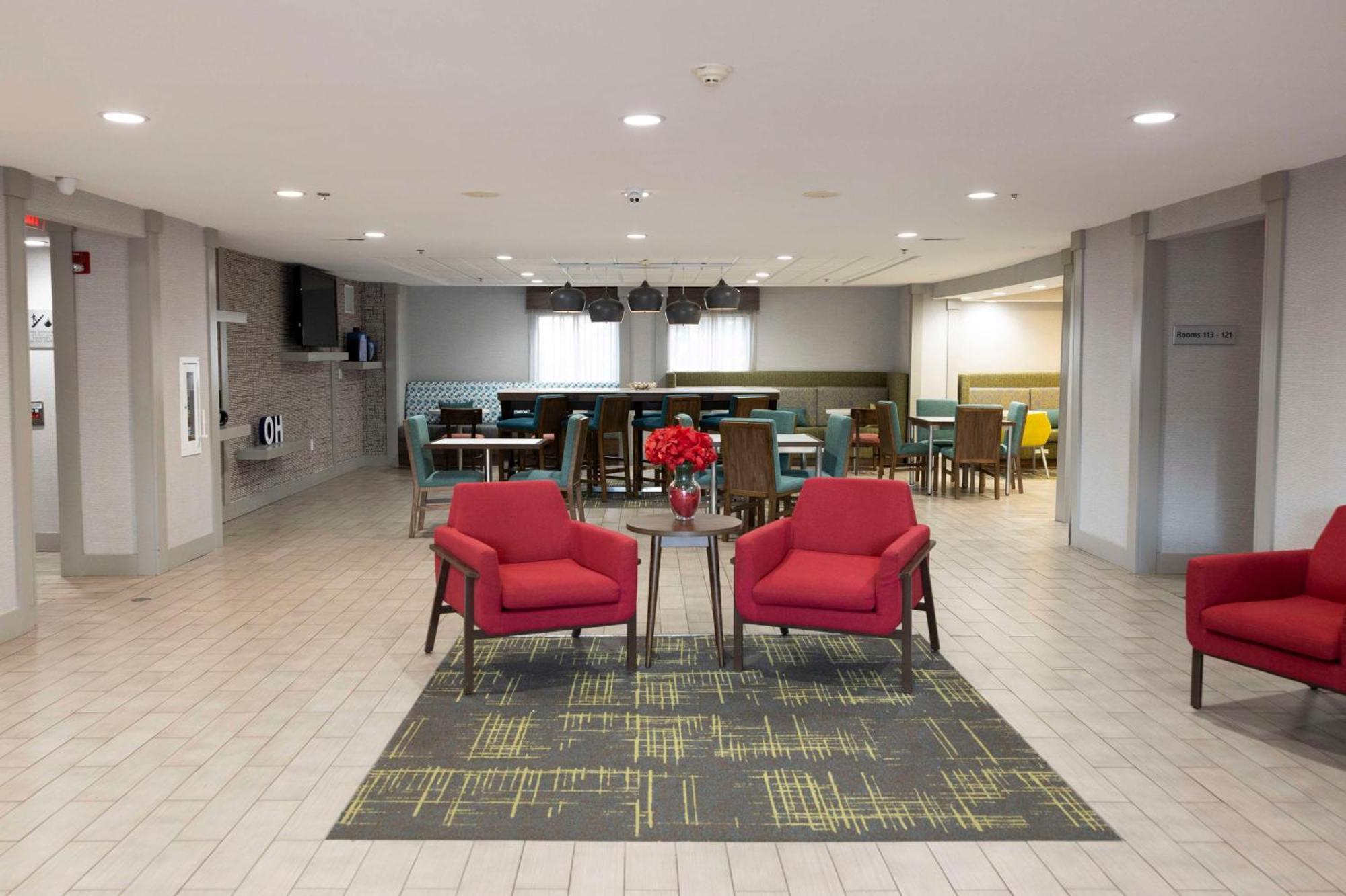Hampton Inn Kent/Akron Area Экстерьер фото